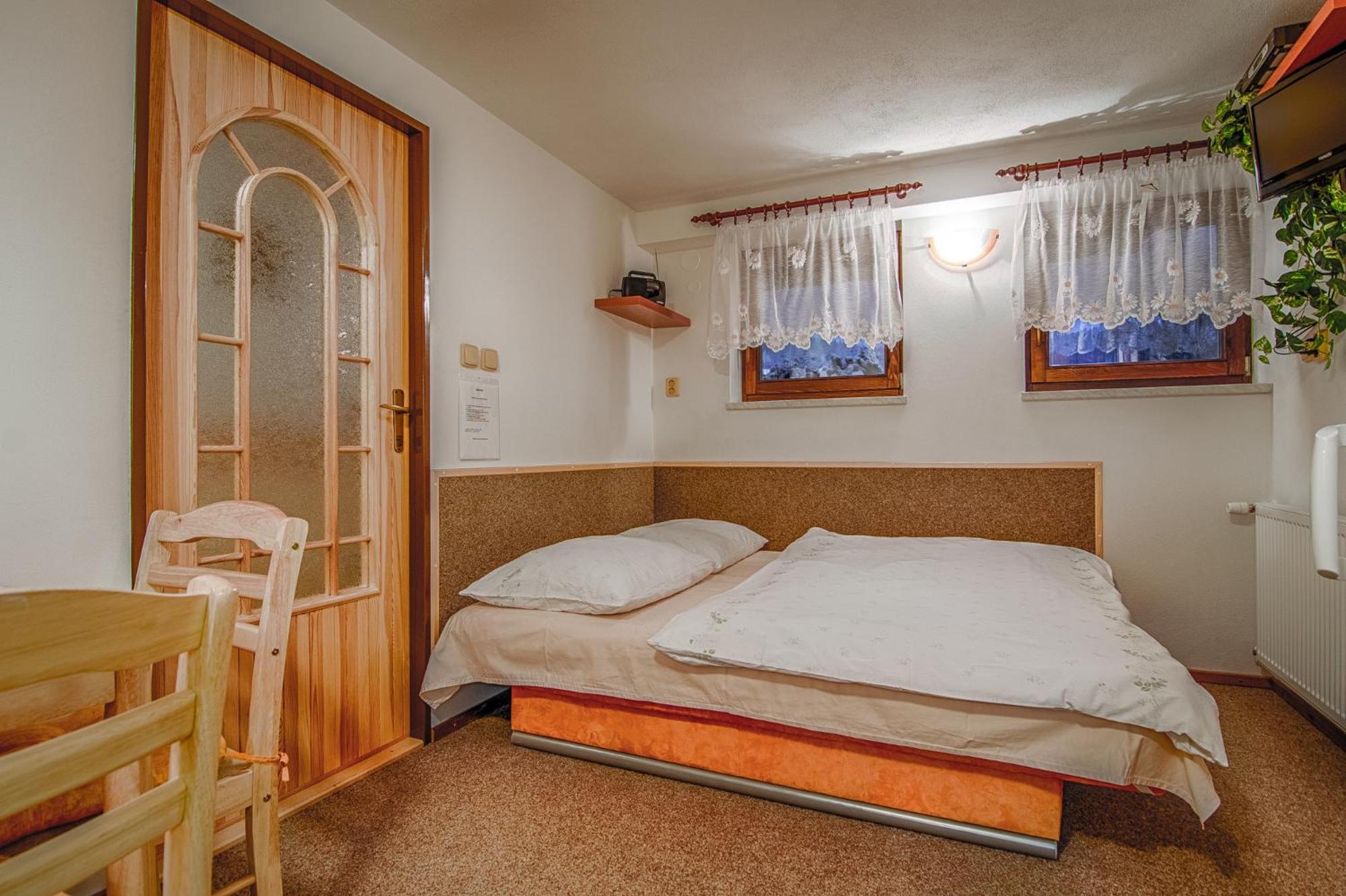 רוקיטניצה נאד איז'רו Apartma Gabriela מראה חיצוני תמונה
